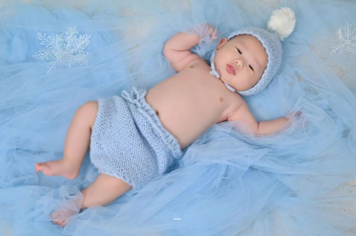 山西宝宝老喊肚子疼还发烧